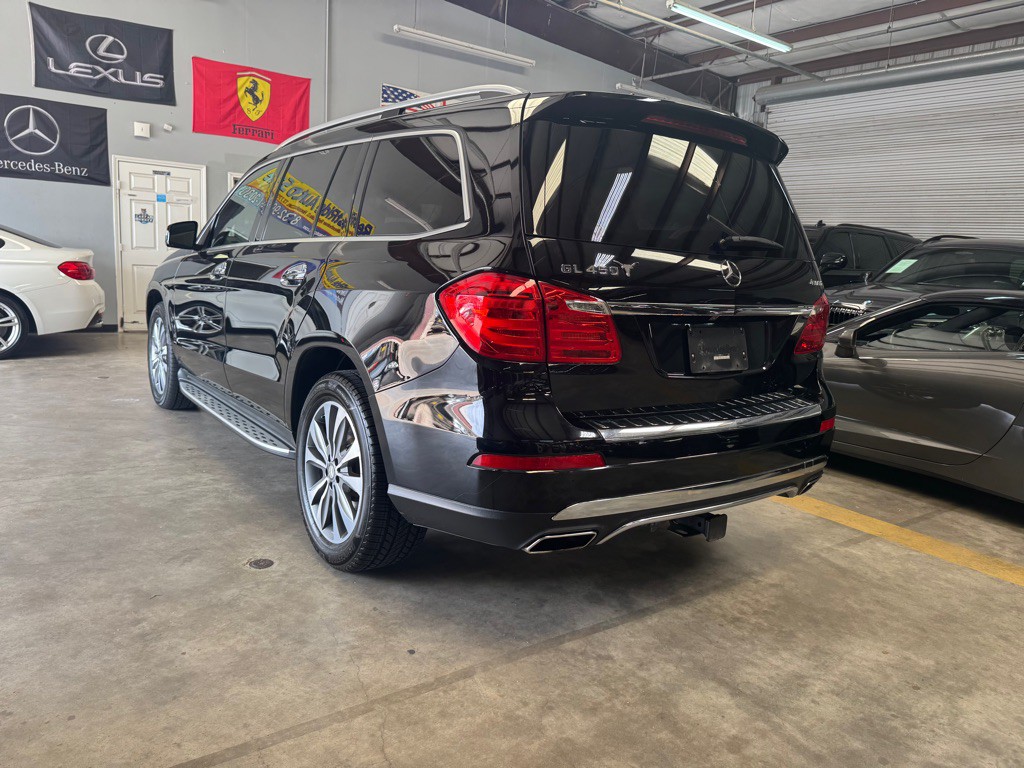 2016 Mercedes-Benz GL-Class Image 11