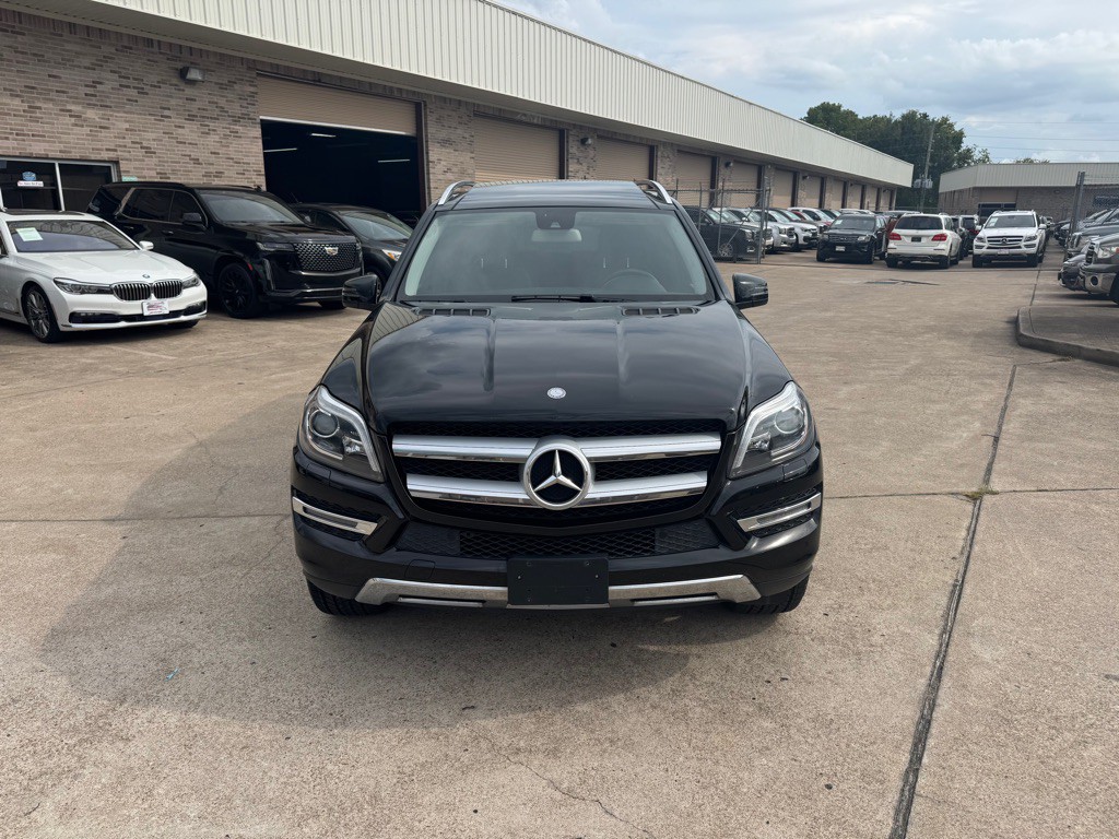 2016 Mercedes-Benz GL-Class Image 17