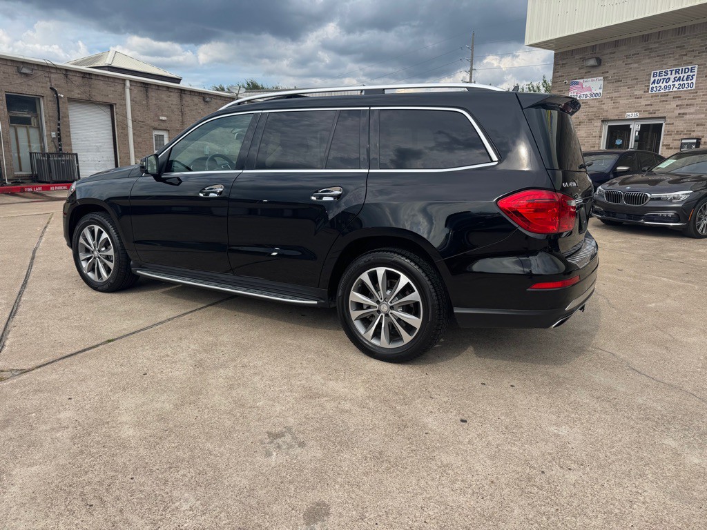 2016 Mercedes-Benz GL-Class Image 24