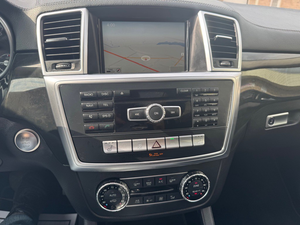 2016 Mercedes-Benz GL-Class Image 39