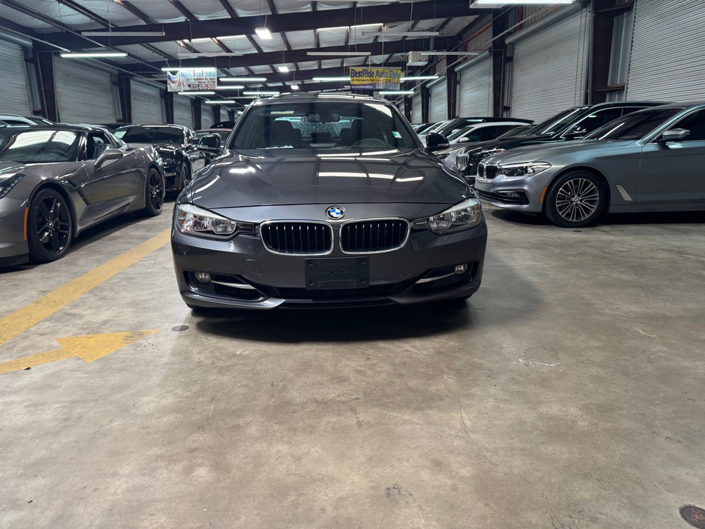 2014 BMW 3 Series Image 5