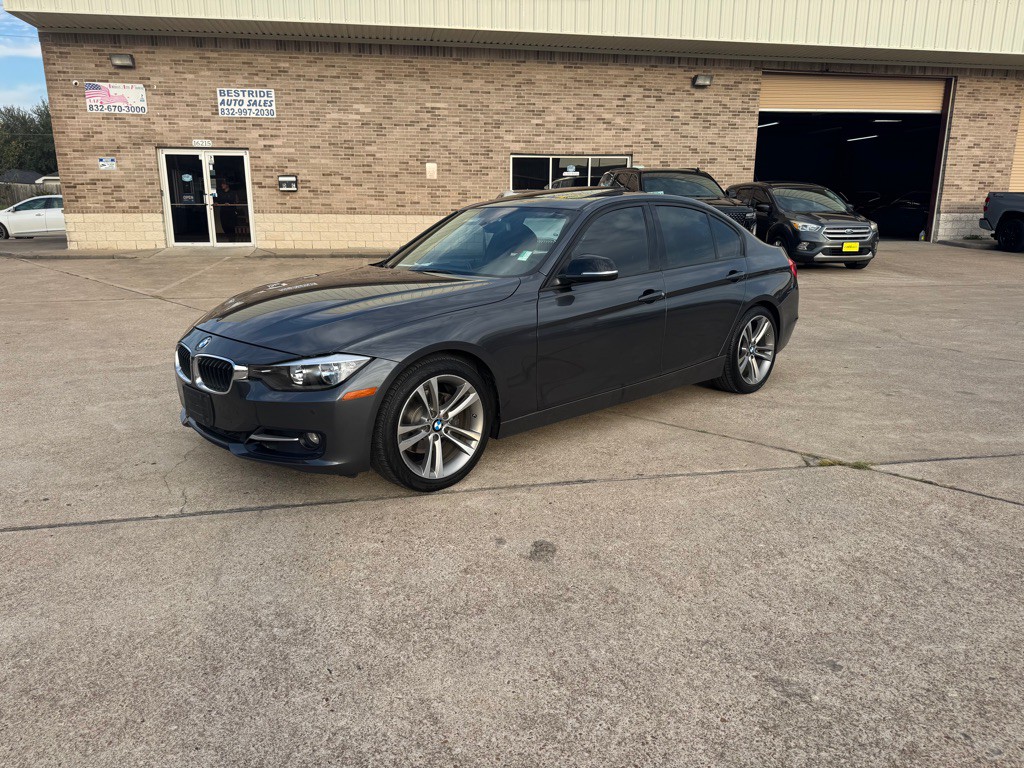 2014 BMW 3 Series Image 14