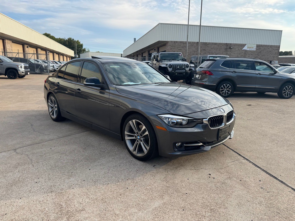 2014 BMW 3 Series Image 19