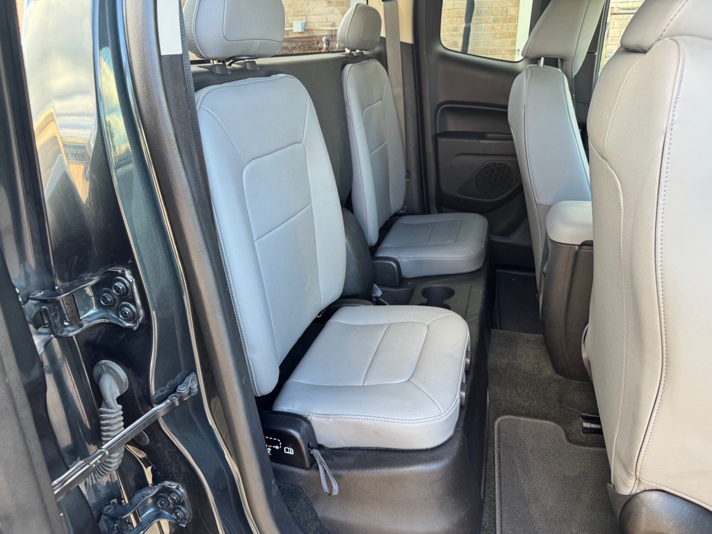 2017 Chevrolet Colorado Image 27