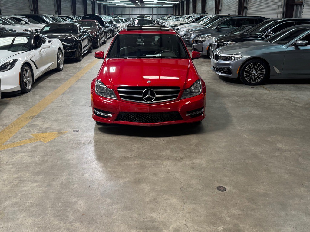 2014 Mercedes-Benz C-Class Image 2