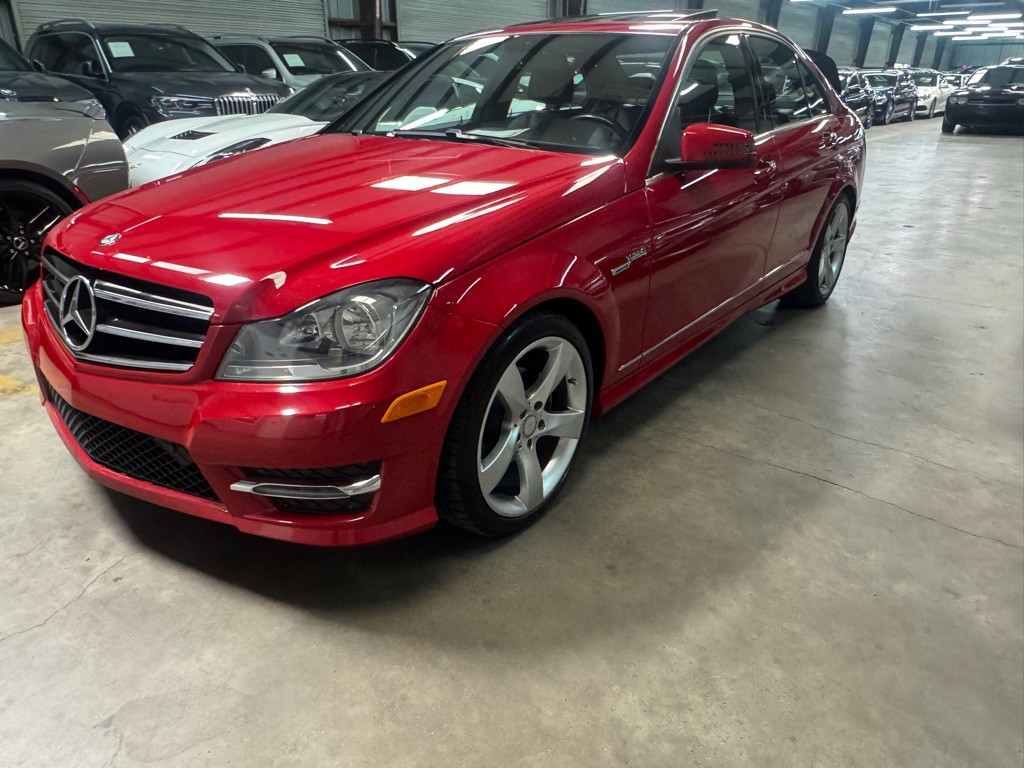 2014 Mercedes-Benz C-Class Image 9