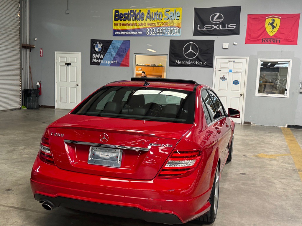 2014 Mercedes-Benz C-Class Image 14