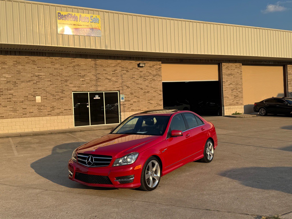 2014 Mercedes-Benz C-Class Image 17