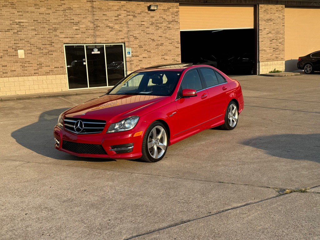 2014 Mercedes-Benz C-Class Image 18