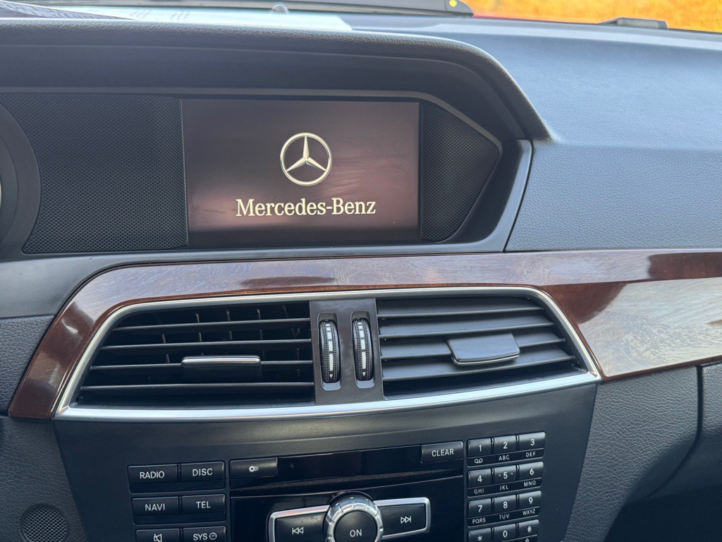 2014 Mercedes-Benz C-Class Image 35