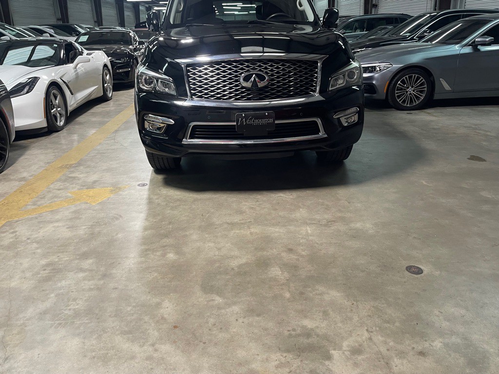 2016 INFINITI QX80 Image 10