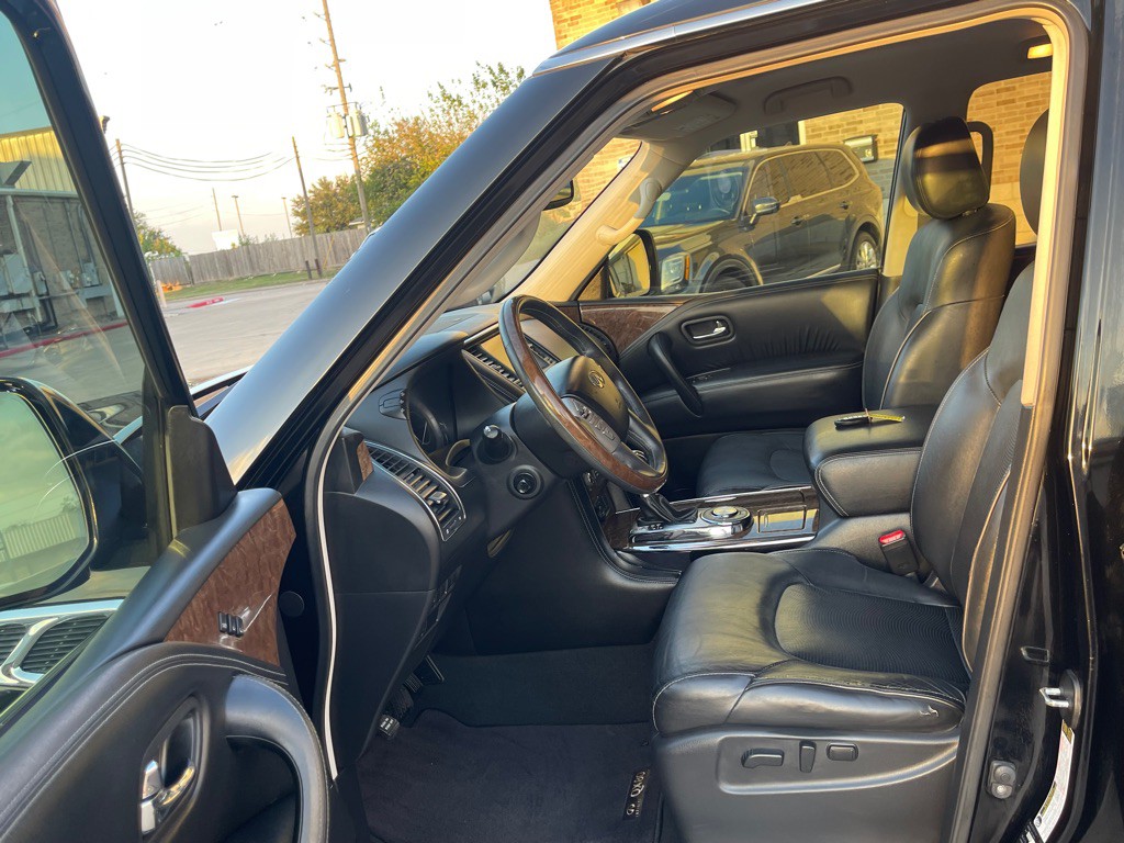 2016 INFINITI QX80 Image 23