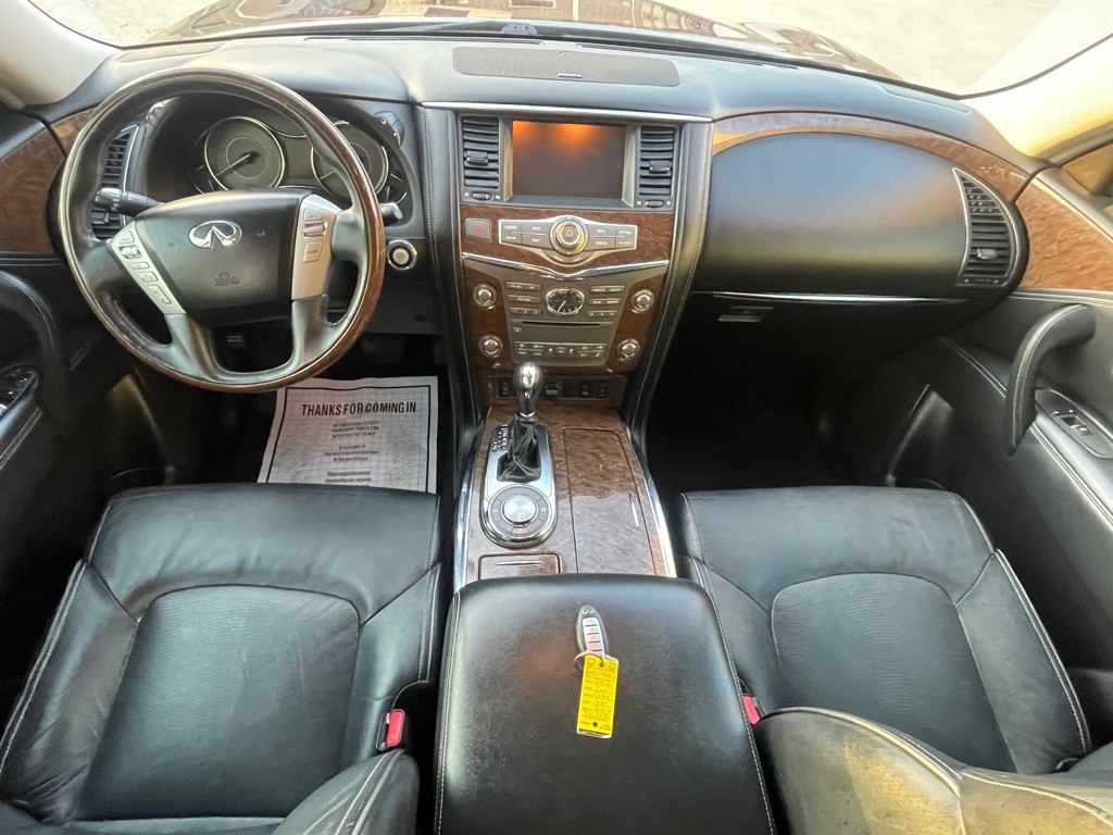 2016 INFINITI QX80 Image 26