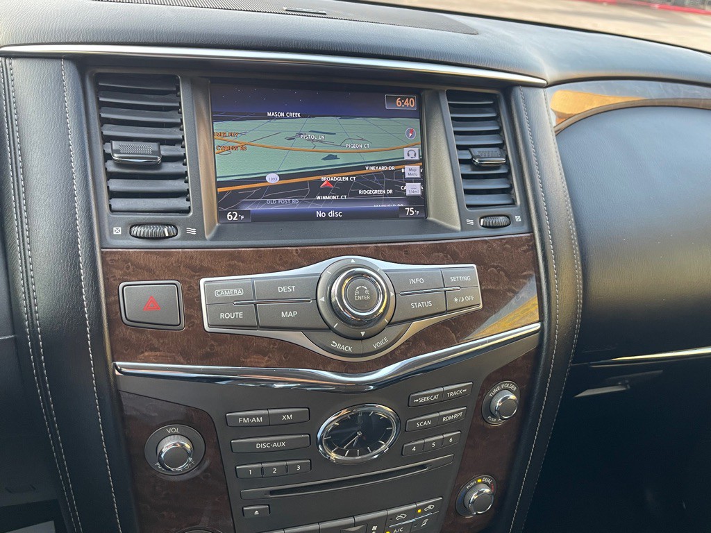 2016 INFINITI QX80 Image 38