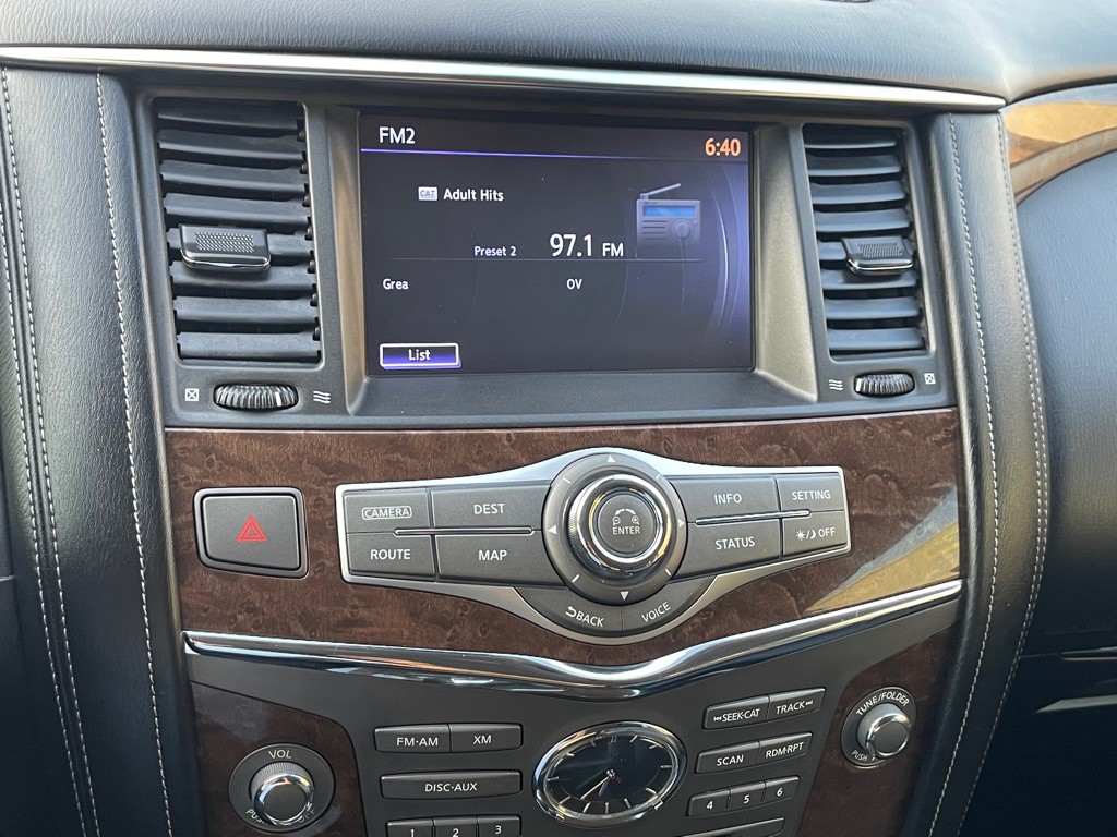 2016 INFINITI QX80 Image 42