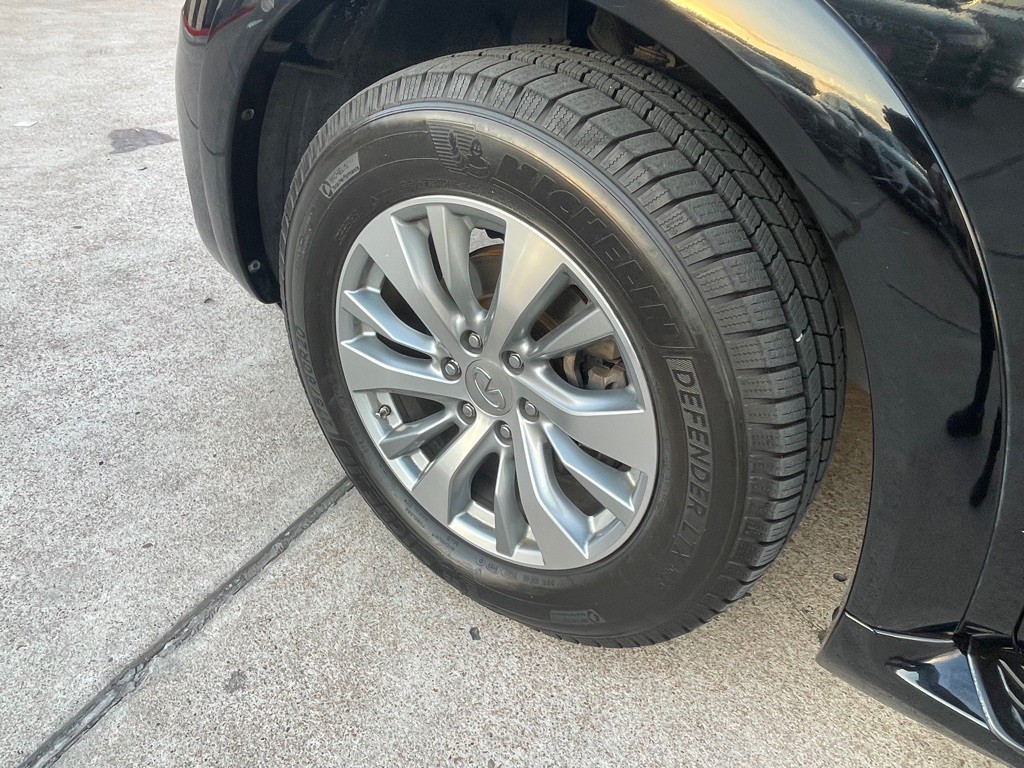 2016 INFINITI QX80 Image 47