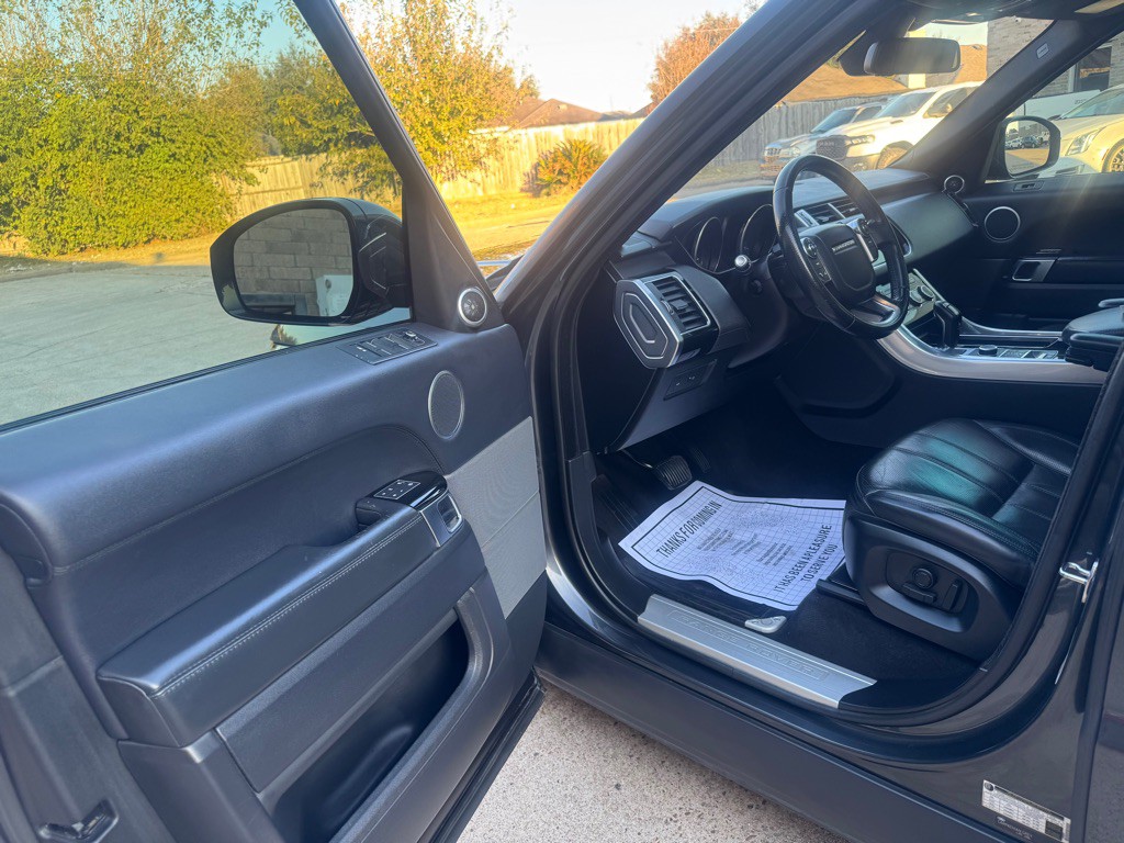 2016 Land Rover Range Rover Sport Image 17
