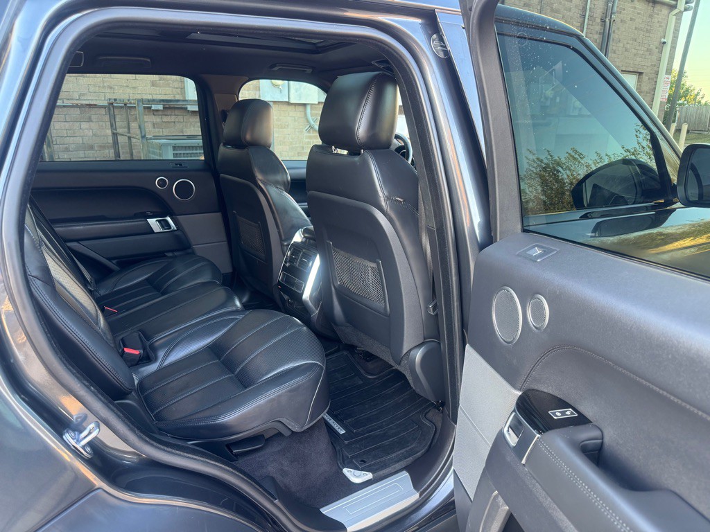 2016 Land Rover Range Rover Sport Image 22