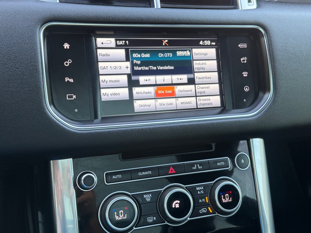 2016 Land Rover Range Rover Sport Image 32