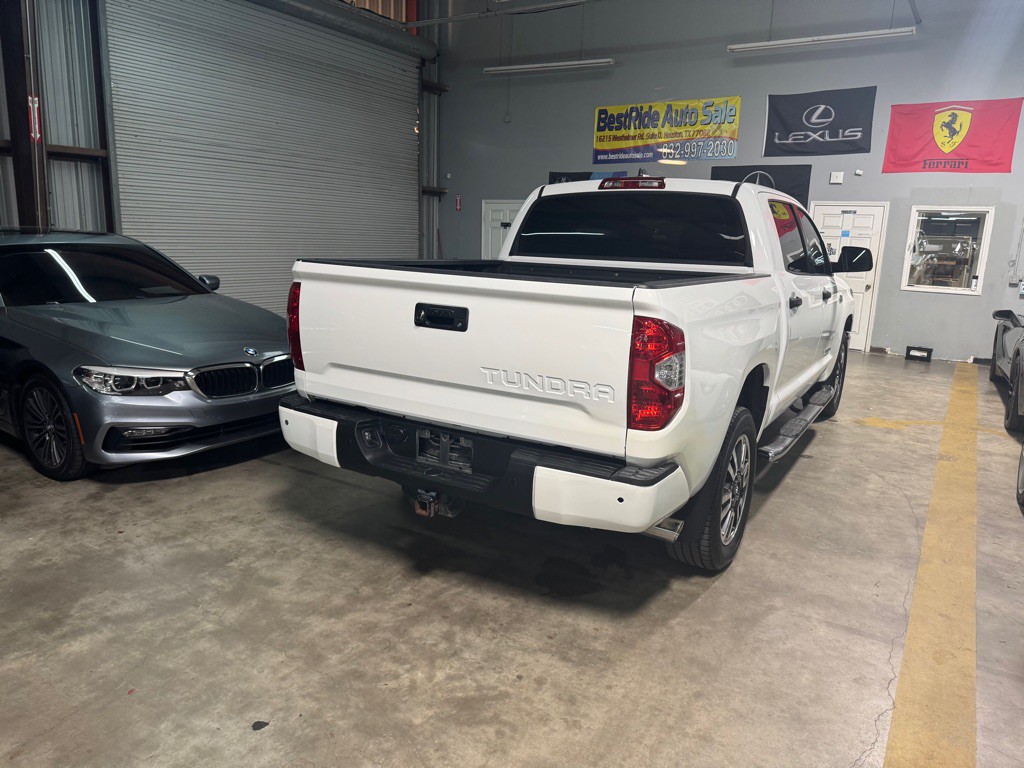 2020 Toyota Tundra Image 10