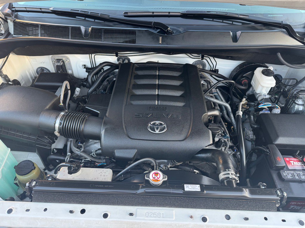 2020 Toyota Tundra Image 38