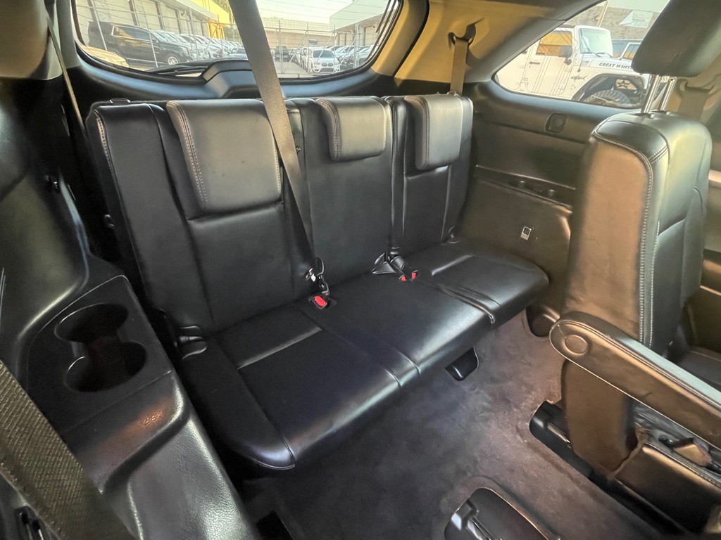 2016 Toyota Highlander Image 24