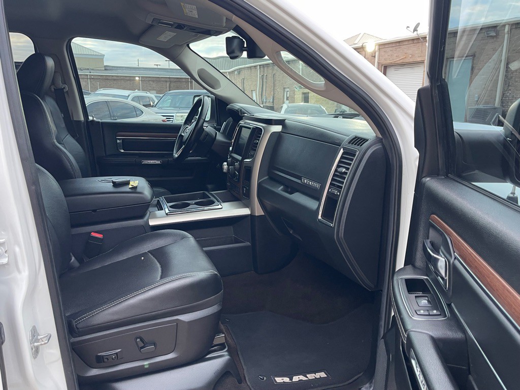 2014 RAM 1500 Image 24