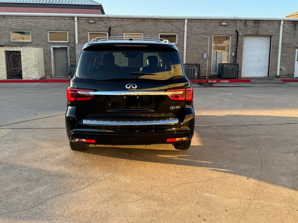 2019 INFINITI QX80 Image 17