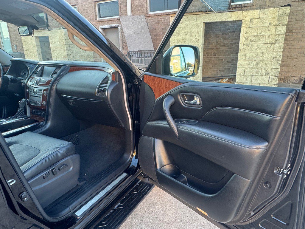 2019 INFINITI QX80 Image 25