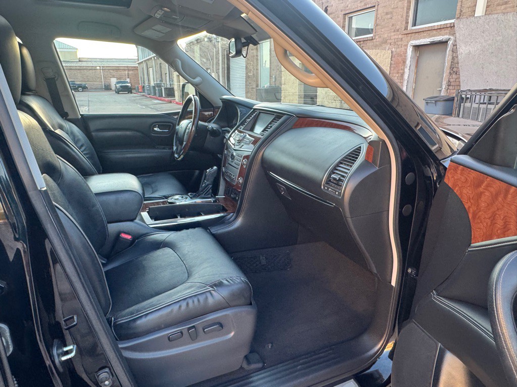 2019 INFINITI QX80 Image 26