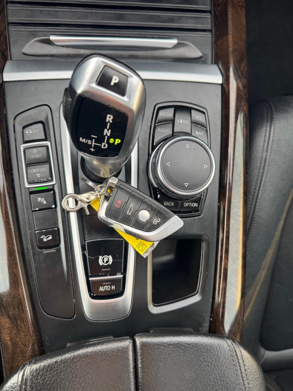 2016 BMW X5 Image 30