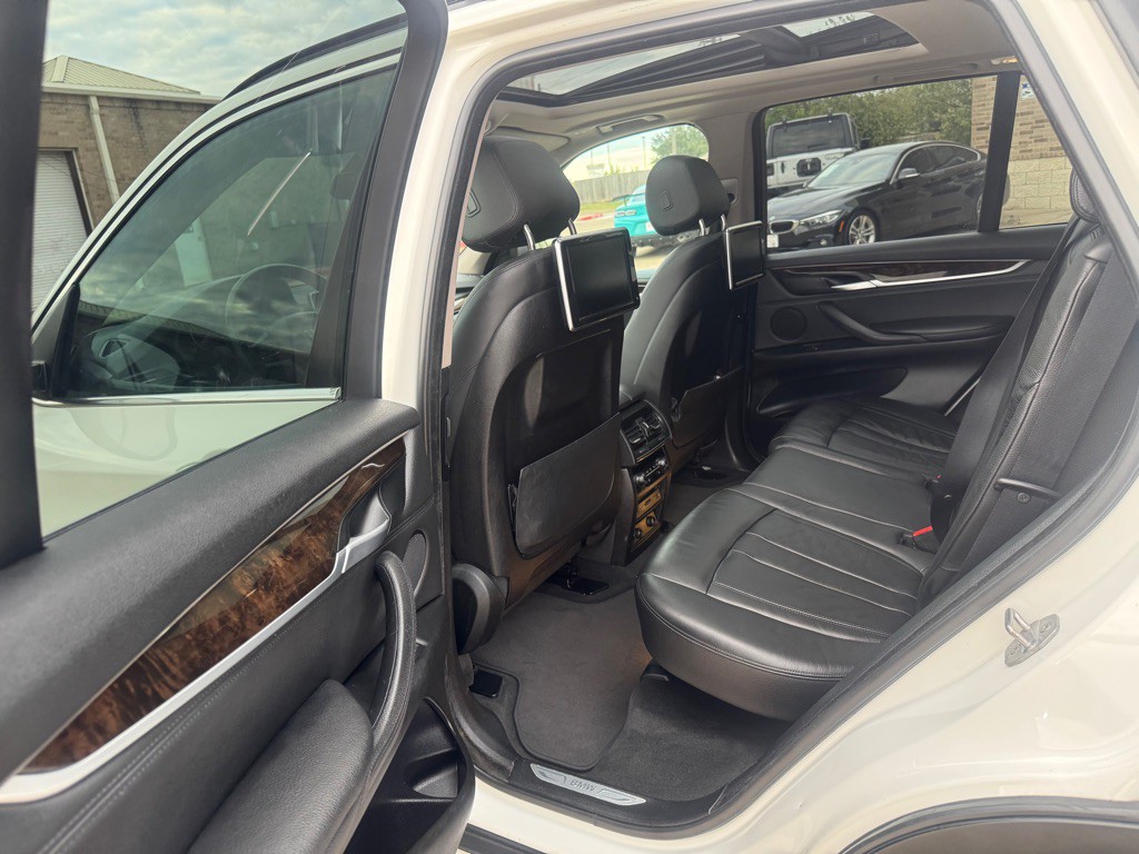 2016 BMW X5 Image 36