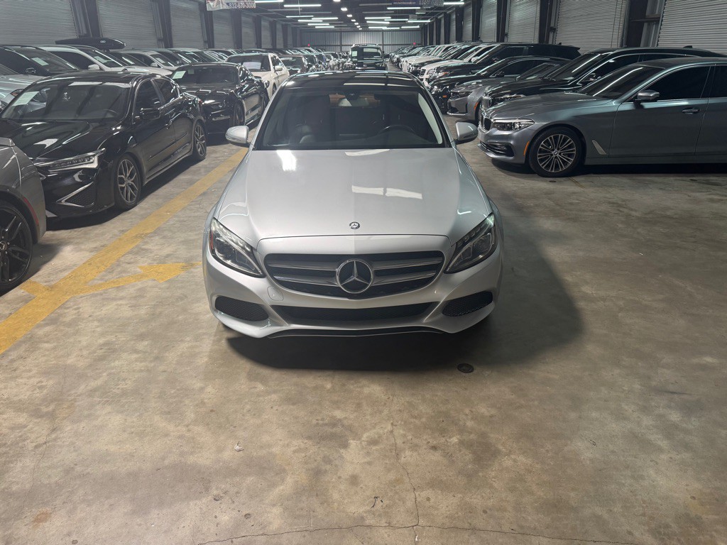 2016 Mercedes-Benz C-Class Image 5