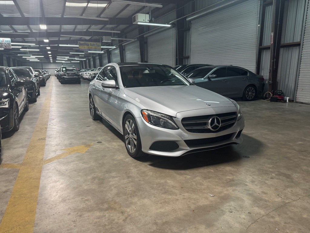 2016 Mercedes-Benz C-Class Image 6