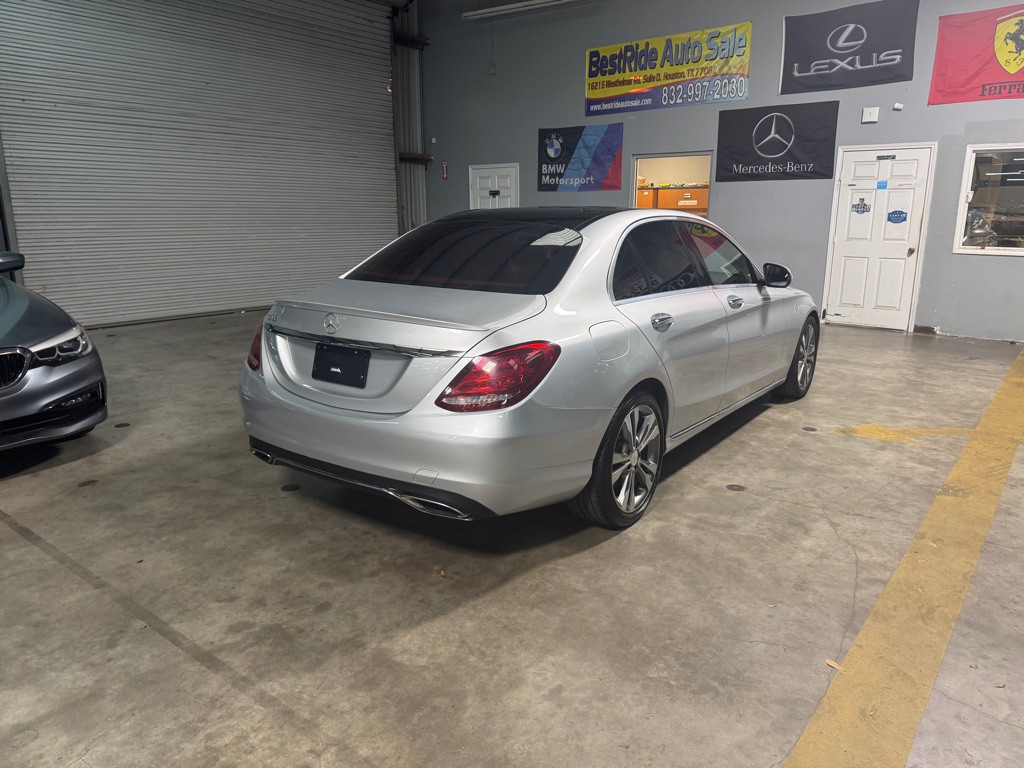 2016 Mercedes-Benz C-Class Image 8