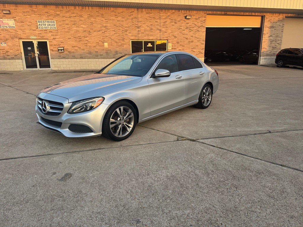 2016 Mercedes-Benz C-Class Image 15