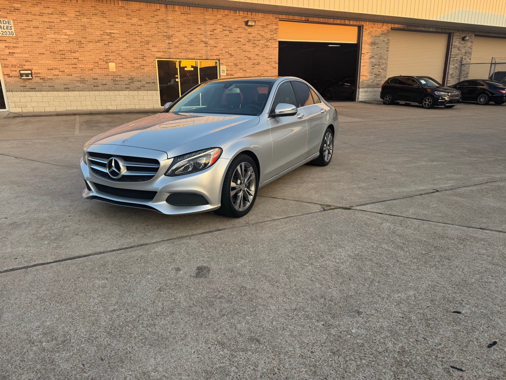 2016 Mercedes-Benz C-Class Image 16