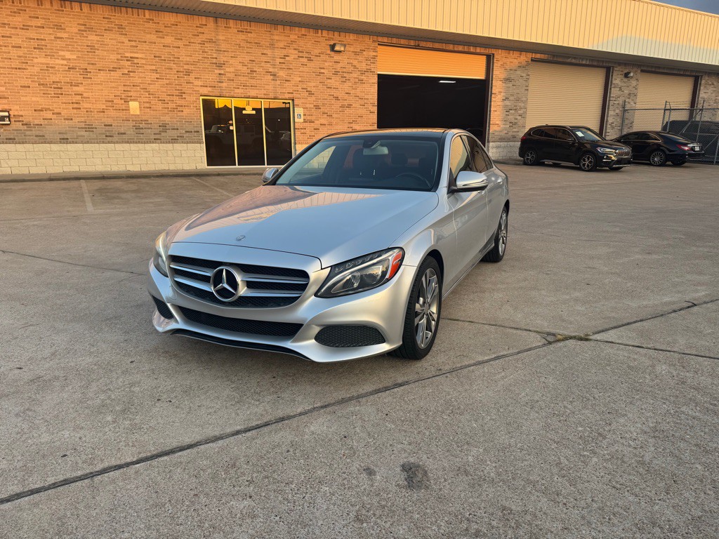 2016 Mercedes-Benz C-Class Image 17