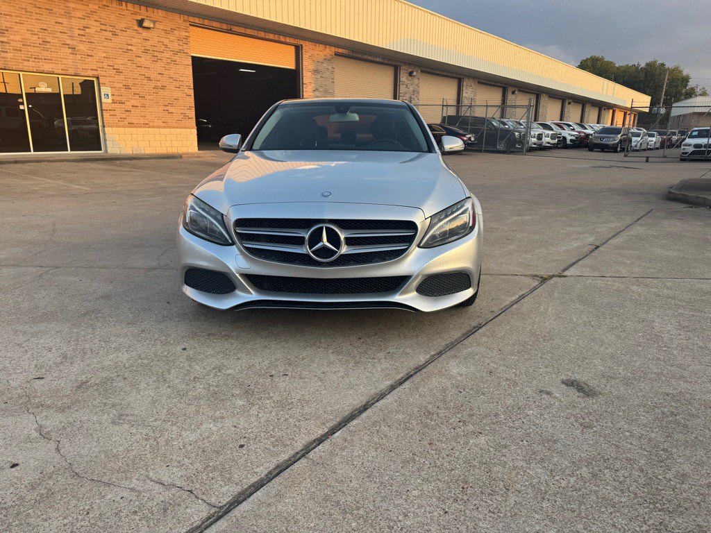 2016 Mercedes-Benz C-Class Image 18