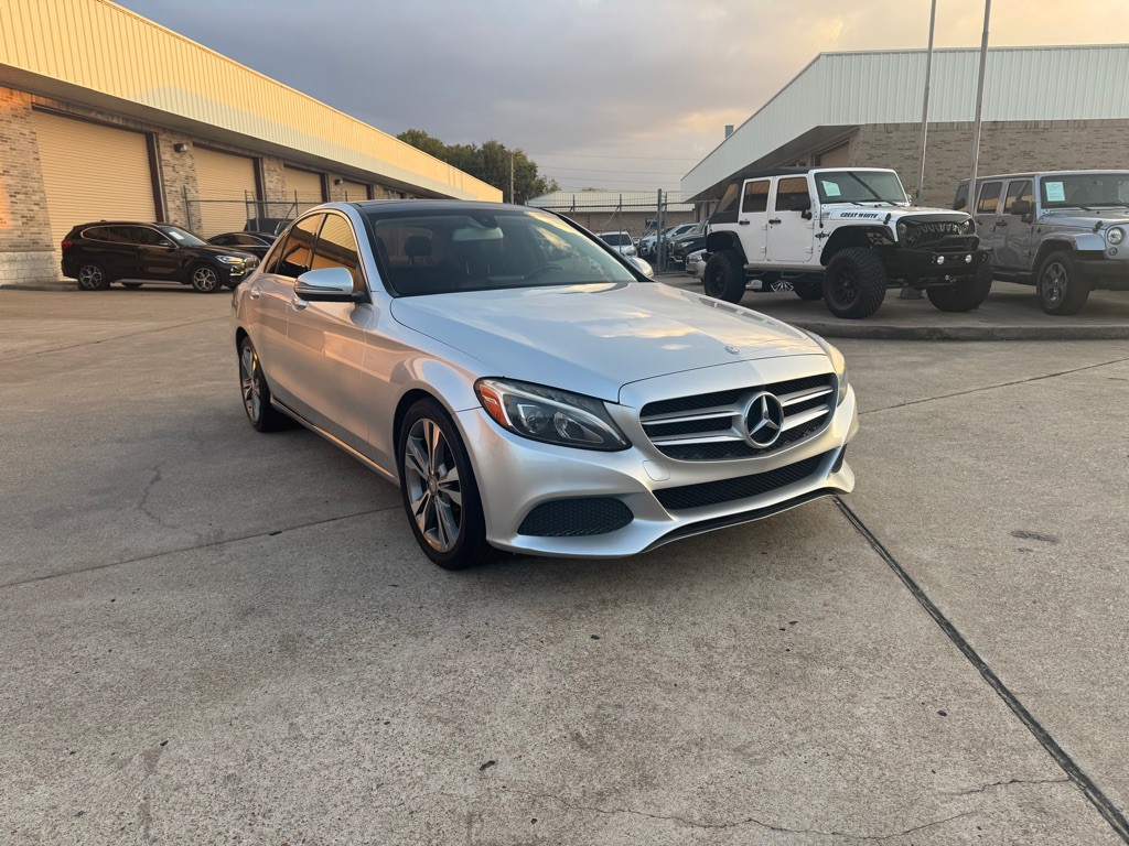 2016 Mercedes-Benz C-Class Image 20