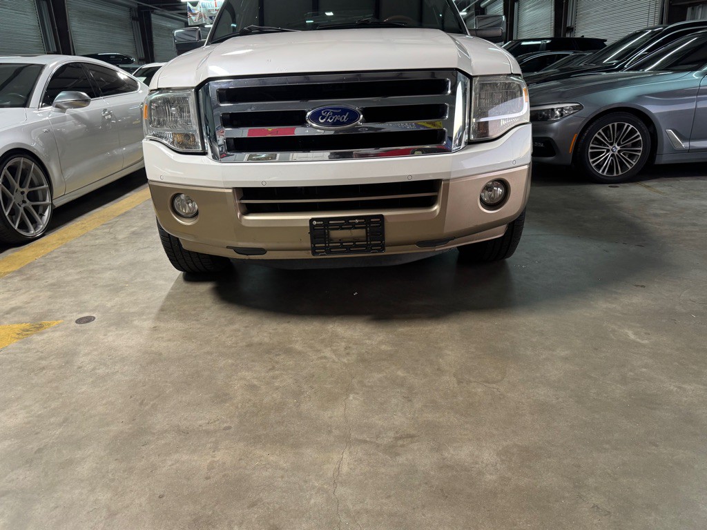 2014 Ford Expedition Image 8
