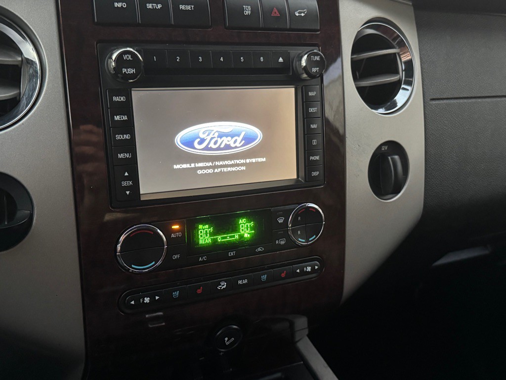 2014 Ford Expedition Image 28