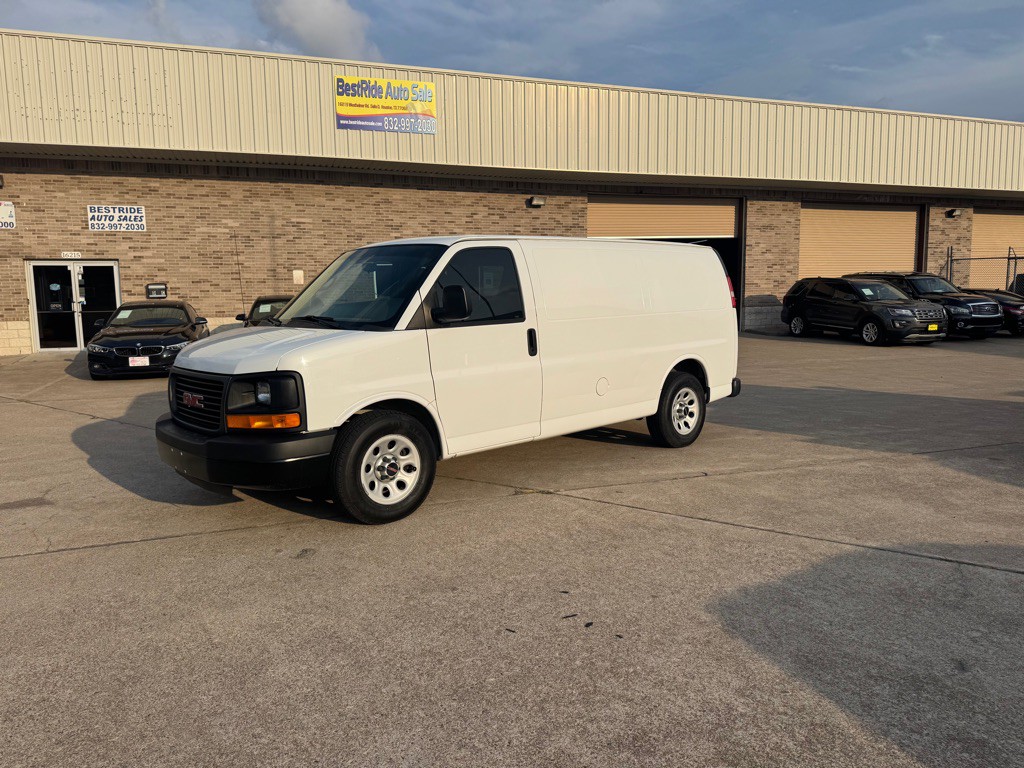 2014 GMC Savana Image 2