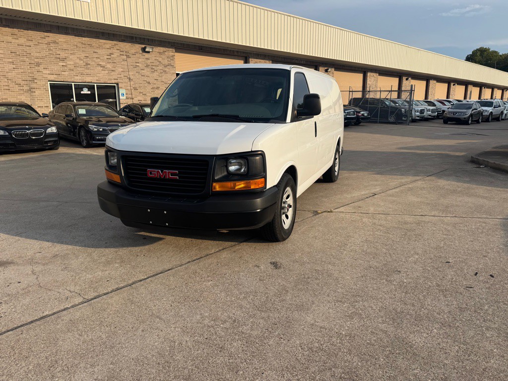 2014 GMC Savana Image 4