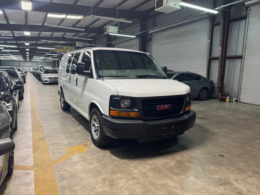 2014 GMC Savana Image 19