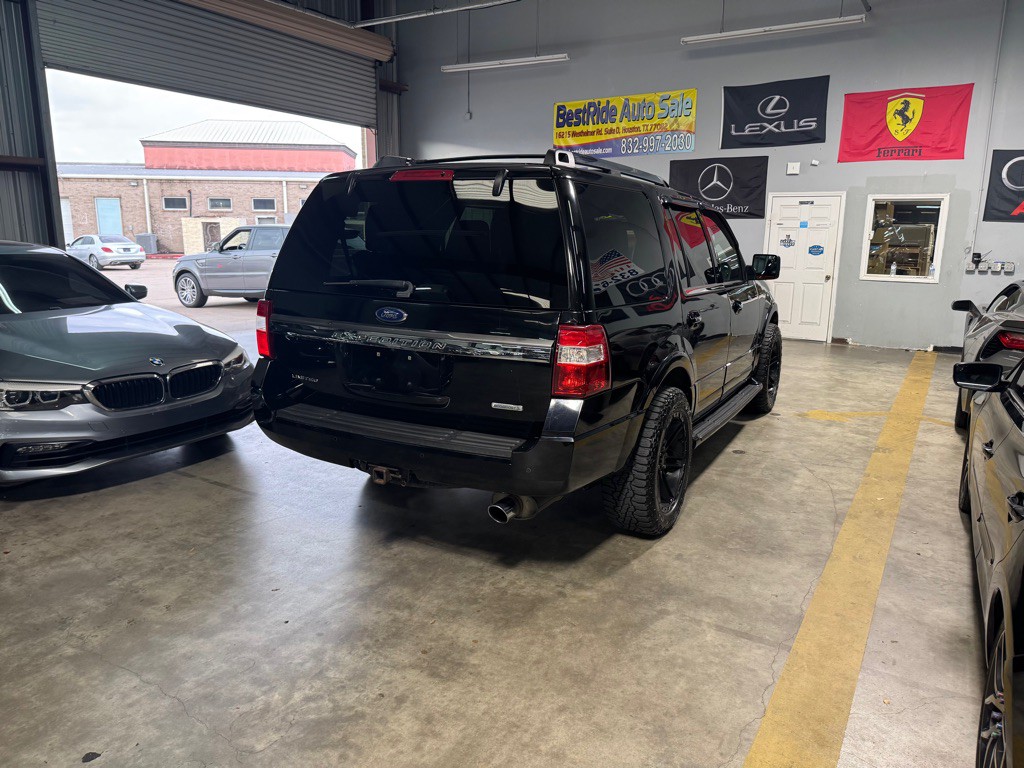 2017 Ford Expedition Image 8