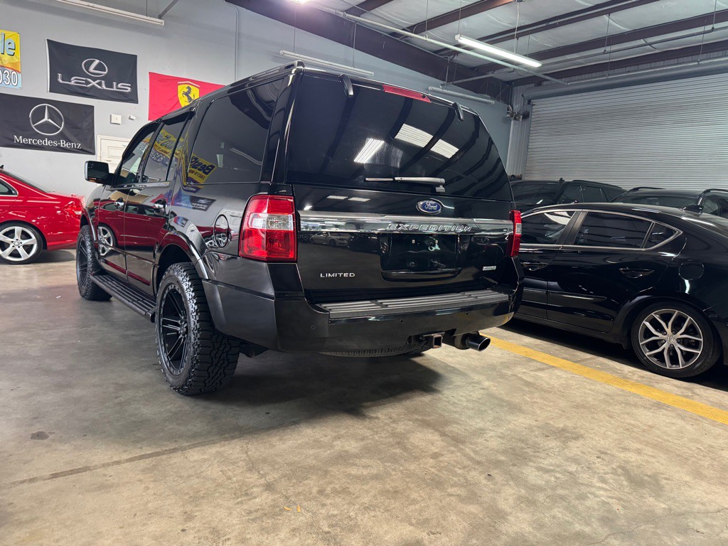 2017 Ford Expedition Image 10