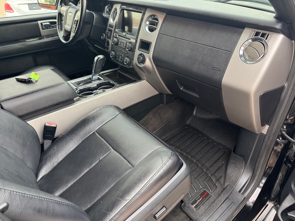 2017 Ford Expedition Image 28