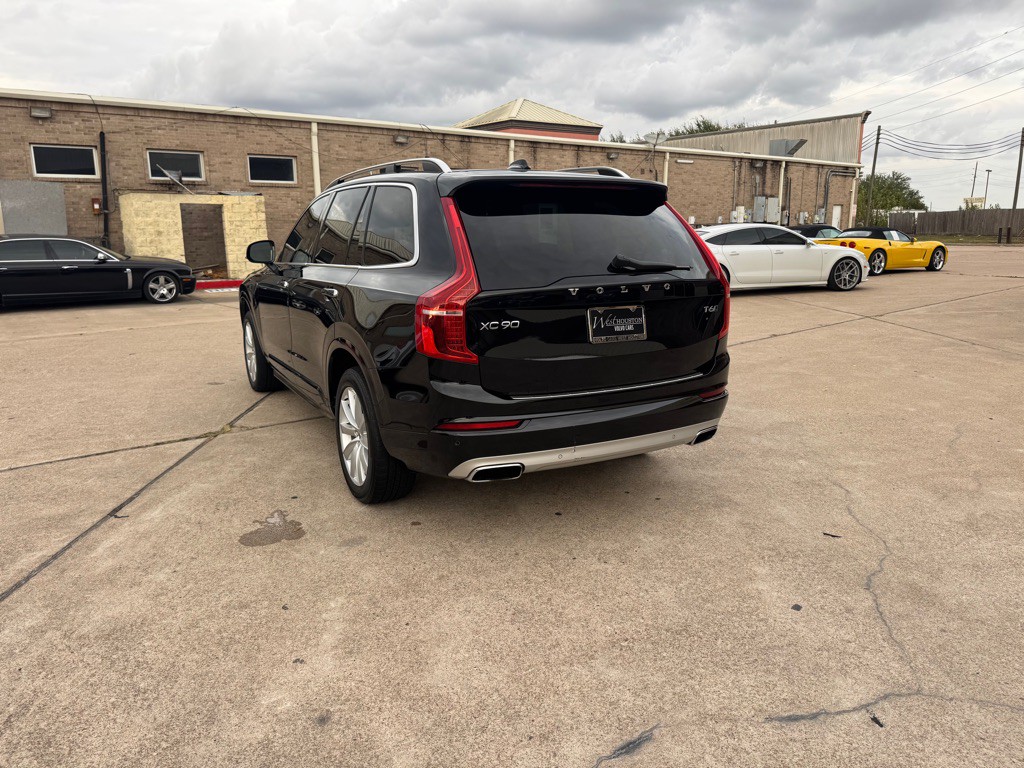 2017 Volvo XC90 Image 12
