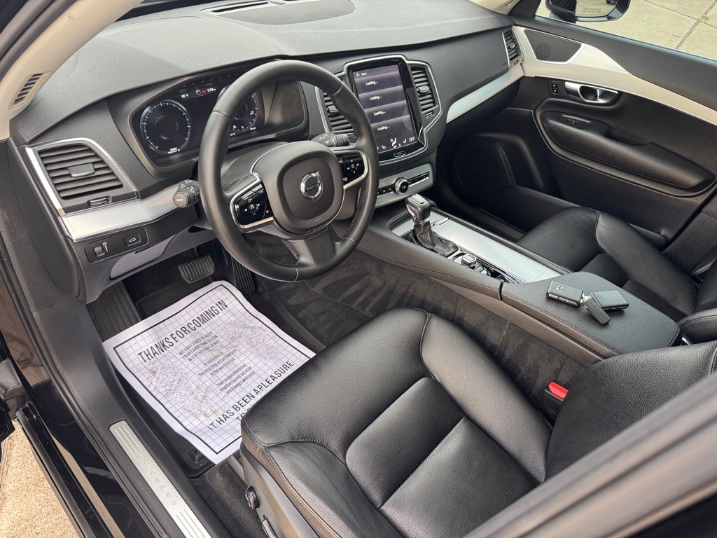 2017 Volvo XC90 Image 32